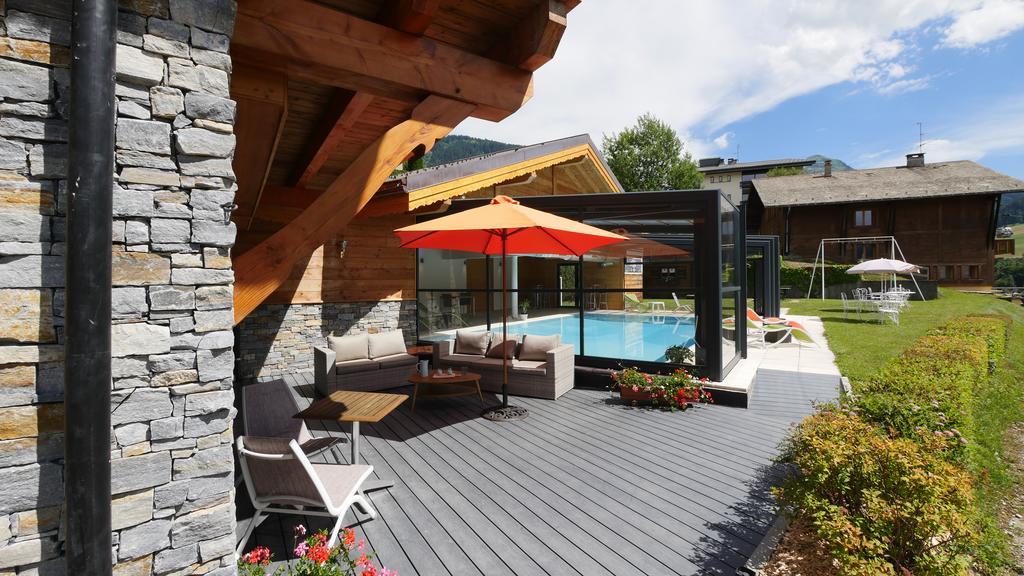 Hotel Alpina Morzine Bagian luar foto
