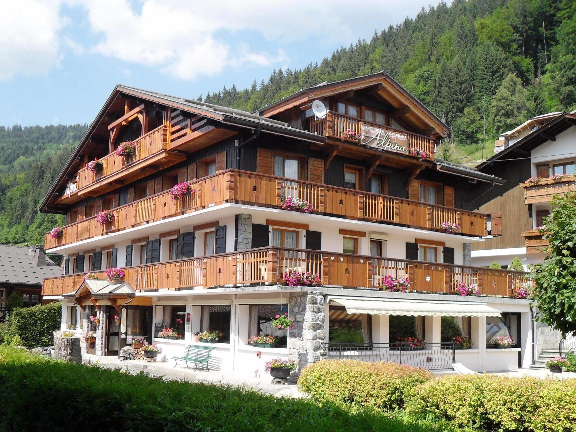 Hotel Alpina Morzine Bagian luar foto