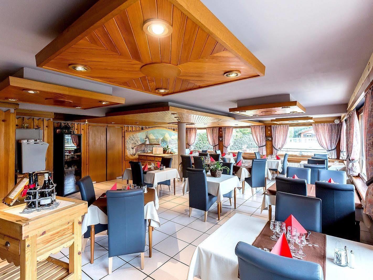 Hotel Alpina Morzine Bagian luar foto